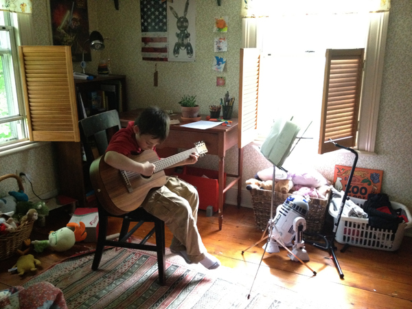 Children's Guitar Lessons London Fields, London